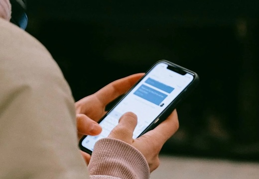 Receiving reminder on phone